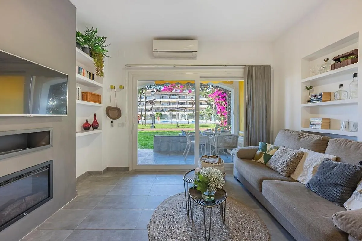 Golden Mile Getaway, Garden View, Pool & Comfort Marbella